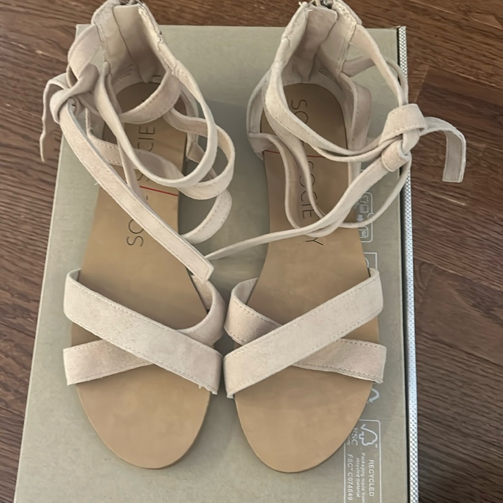 Sole society nude velvet strap sandals -size 6.5